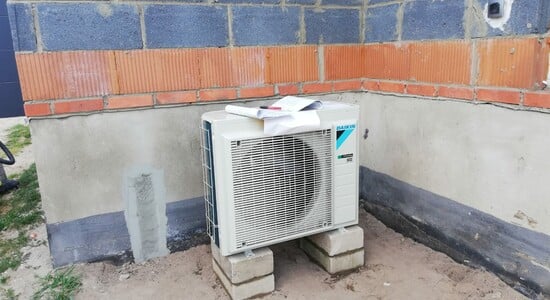 Montaż pompy ciepła Daikin Altherma/ split