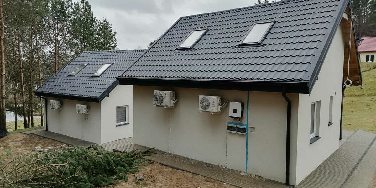 Montaż klimatyzacji Rotenso oraz instalacji fotowoltaicznej
